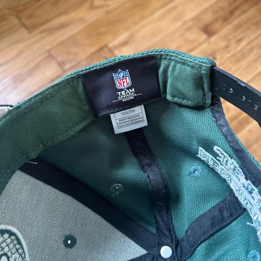NFL Team Apparel Youth New York Jets Snapback Hat Green Black Embroidered Cap